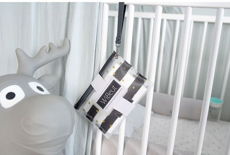 WiBeut ® Elegant Schwarz-Gold für 30 Feuchtücher